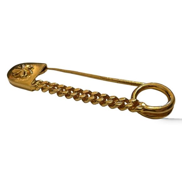 ā¤ļøSOLDā¤ļøCHANELāVintageĀ RAREāGold-toneāFourāLeafāCloverāClothesāPināBrooch - Picture 11 of 16